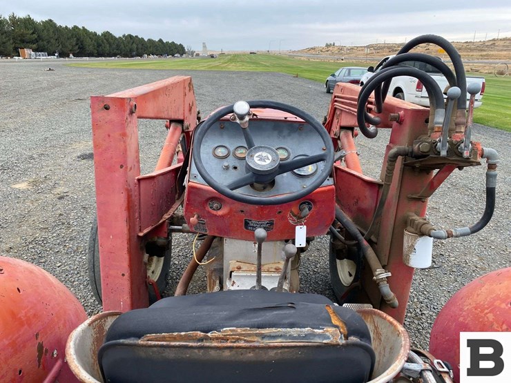 1976-massey-ferguson-245-image-24