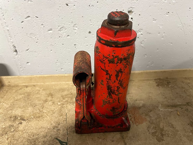 #8608-•-4-ton-bottle-jack-(cw)-image-3