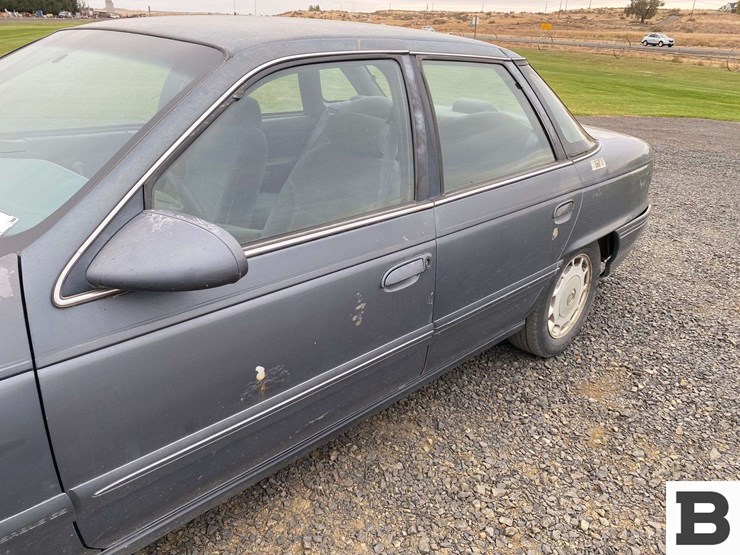 1994-mercury-sable-sedan-image-11