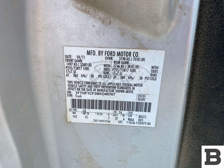 2011-ford-f150-image-36