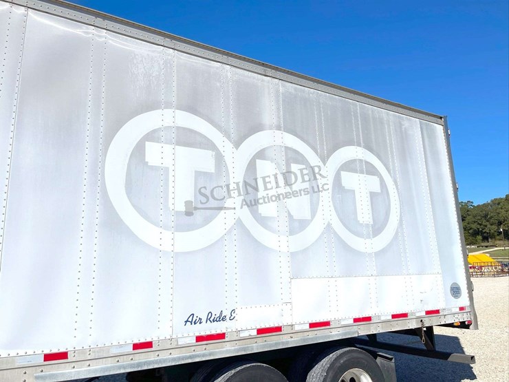 1999-strick-trailer-image-38