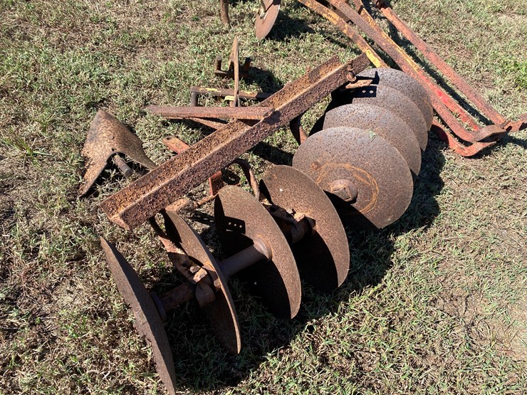 #93-•-#203-•-david-bradley-tractor-attachments-image-2