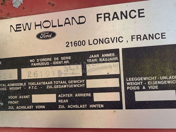 new-holland-254-image-12