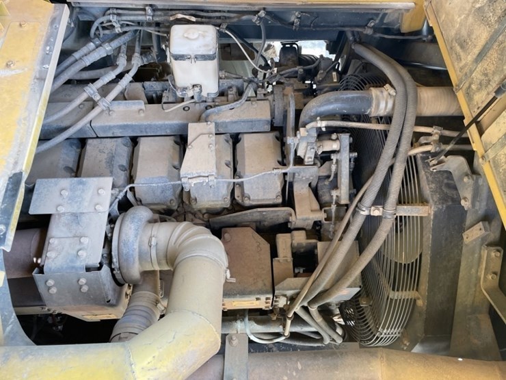 2012-komatsu-hd605-7-image-21