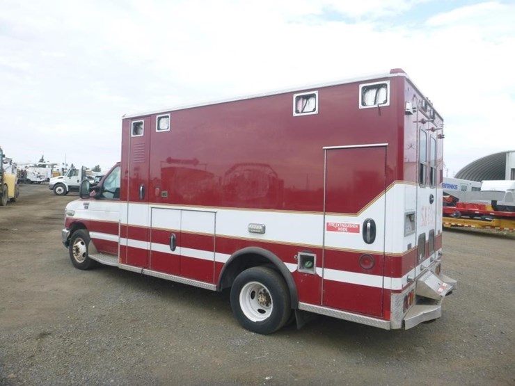 2008-ford-e450-image-4