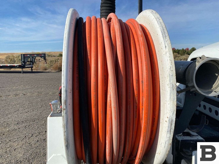 2017-mack-granite-gu713-image-17