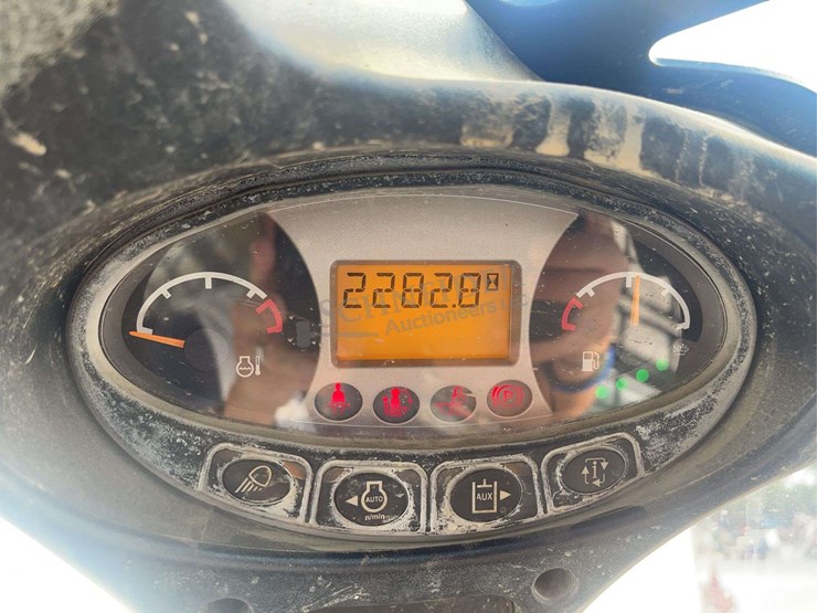 2019-bobcat-t770-image-33