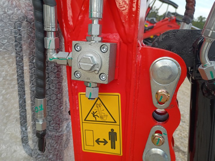 #l57-009-•-2025-tpm-16-mini-excavator-(gasoline)-image-19