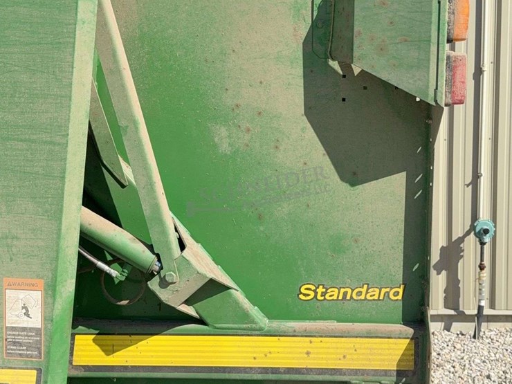 john-deere-458-image-39