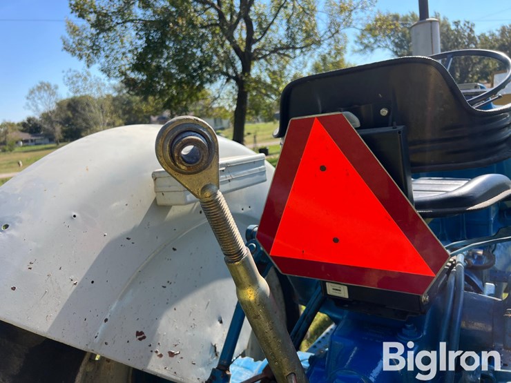 1967-ford-5000-image-16