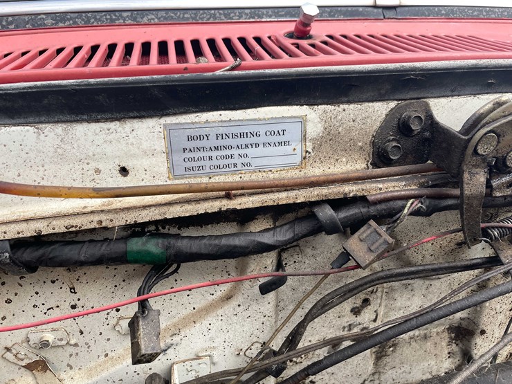 #1374-•-1976-chevrolet-luv-4x4-(has-wi-title)-(of)-image-146