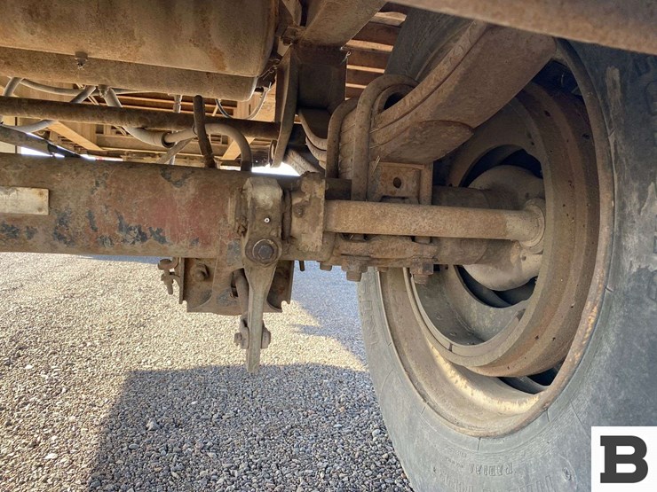 1986-utility-flatbed-image-17