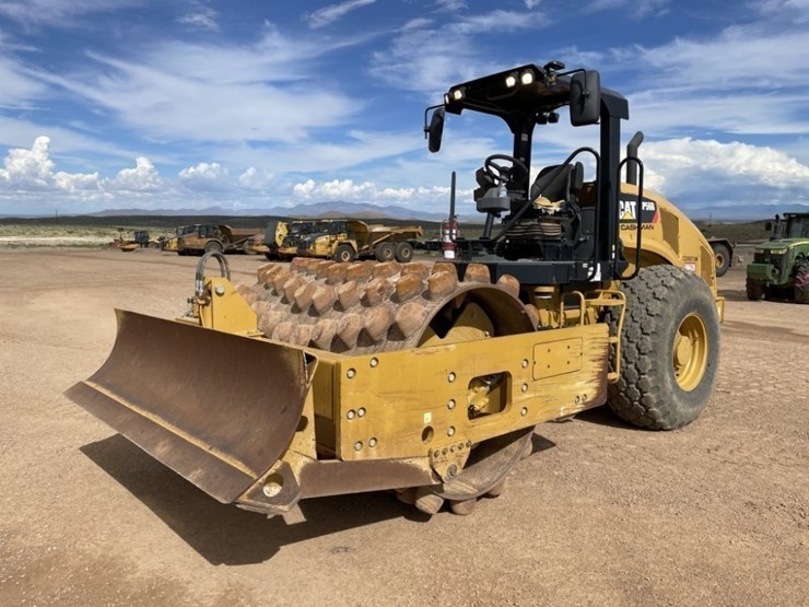 2018-caterpillar-cp56b-image-1