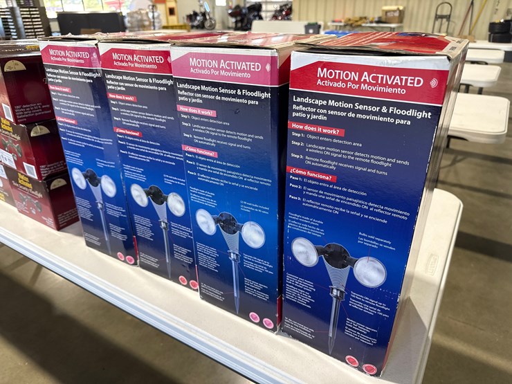 #26196-•-lot-of-(4)-motion-activated-security-flood-lights-image-3