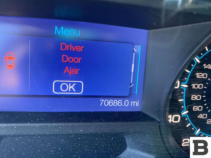 2013-ford-explorer-image-26