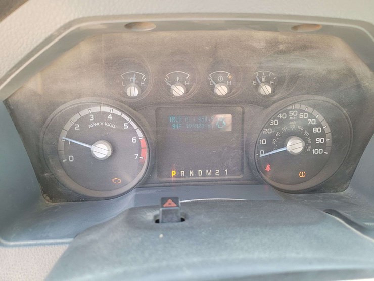 2011-ford-f350-image-19