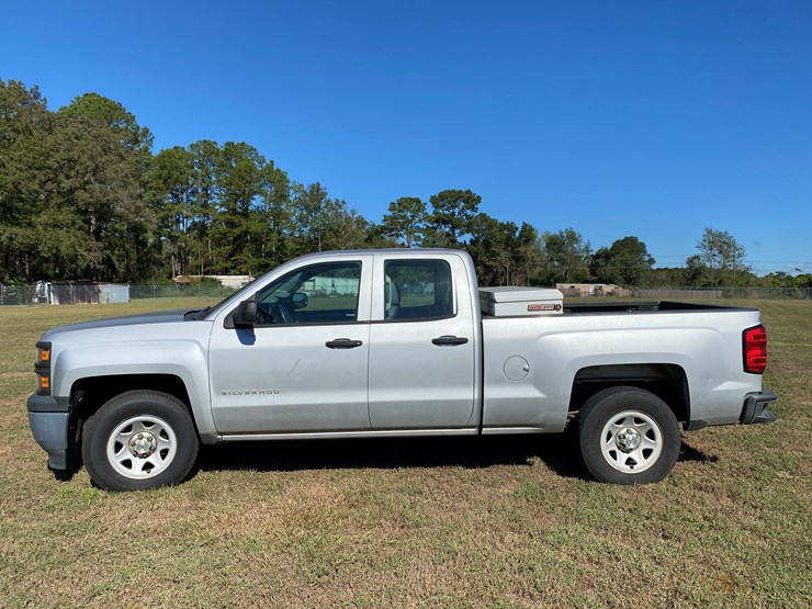 2014-chevrolet-silverado-image-2