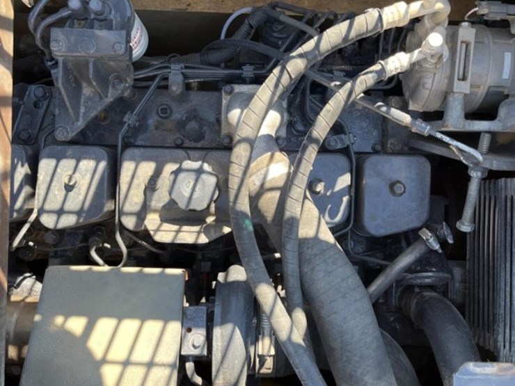 komatsu-pc228us-lc-image-59