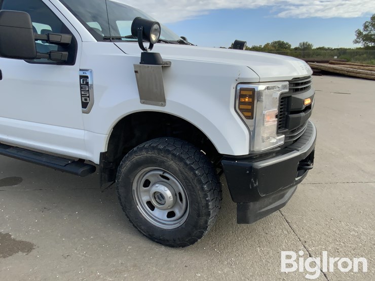 2019-ford-f350-xl-image-18