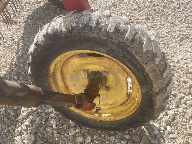 new-holland-256-image-15