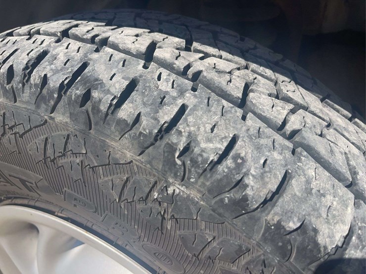 1998-ford-e150-image-17