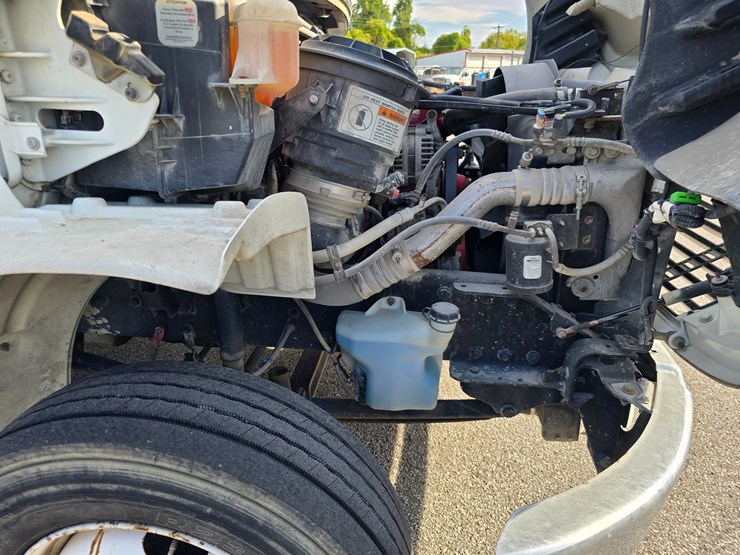 #22329-•-2014-freightliner-m2-106-box-truck-image-58