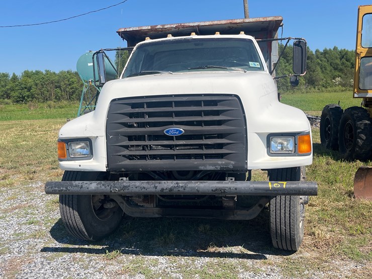 #107-•-1994-ford-33000-dump-truck-image-2