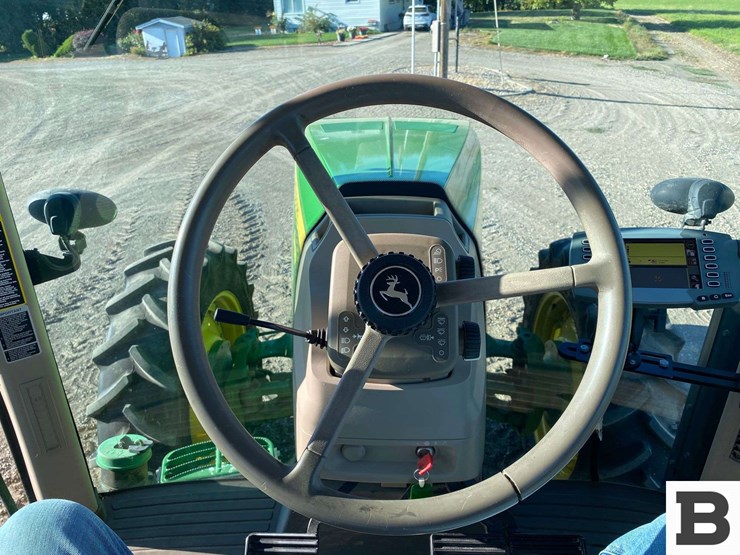 2011-john-deere-8285-tractor-image-69