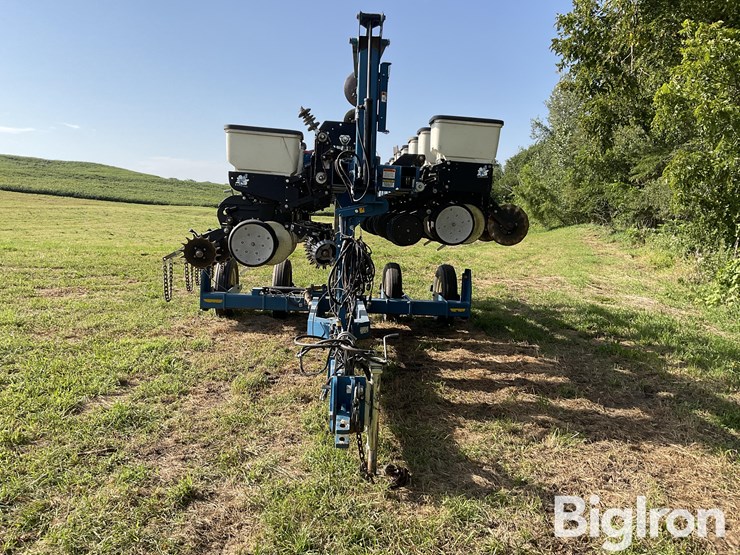 2009-kinze-3500-image-2