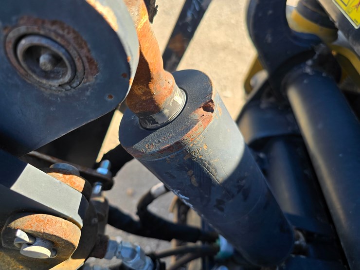 caterpillar-415f2-il-image-56