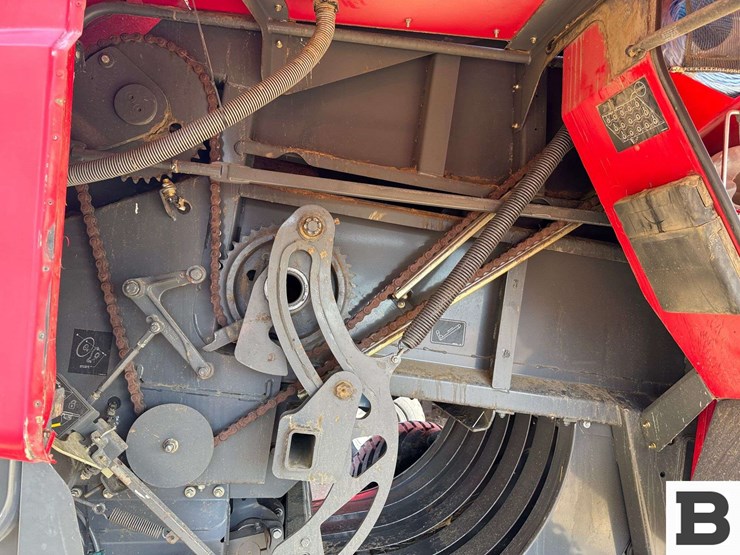 2012-massey-ferguson-2190-image-26