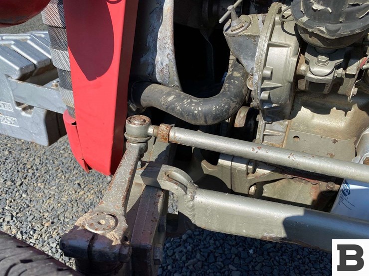 1971-massey-ferguson-135-image-15