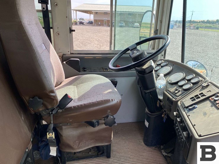 2006-bluebird-all-american-image-32