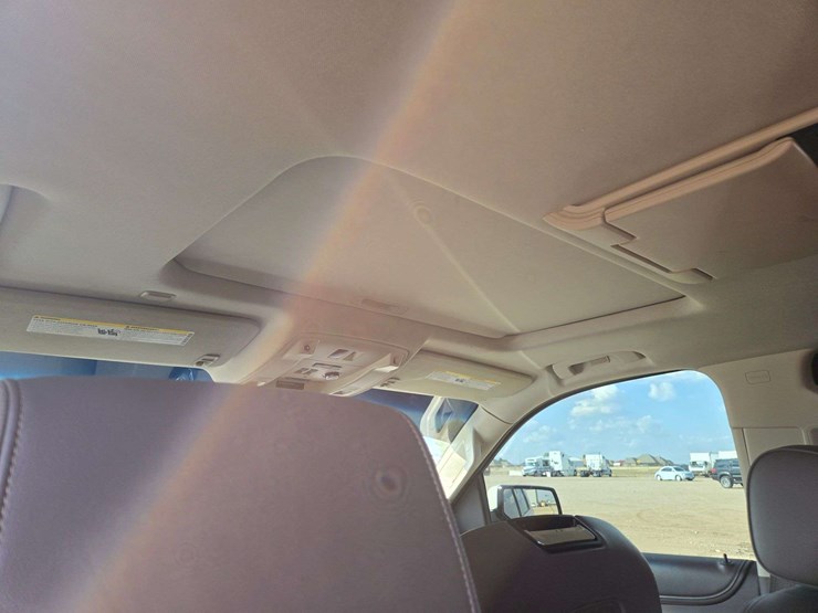 2015-gmc-yukon-denali-image-11