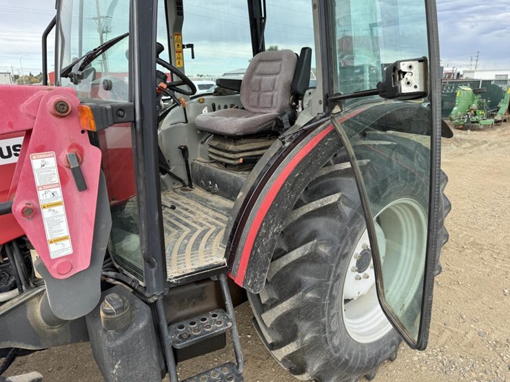 2009-massey-ferguson-3625-image-55