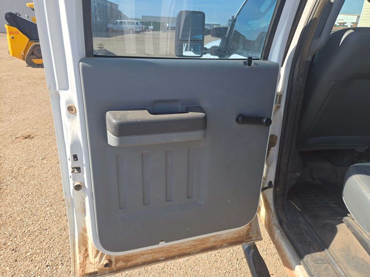 2012-ford-f250-image-14