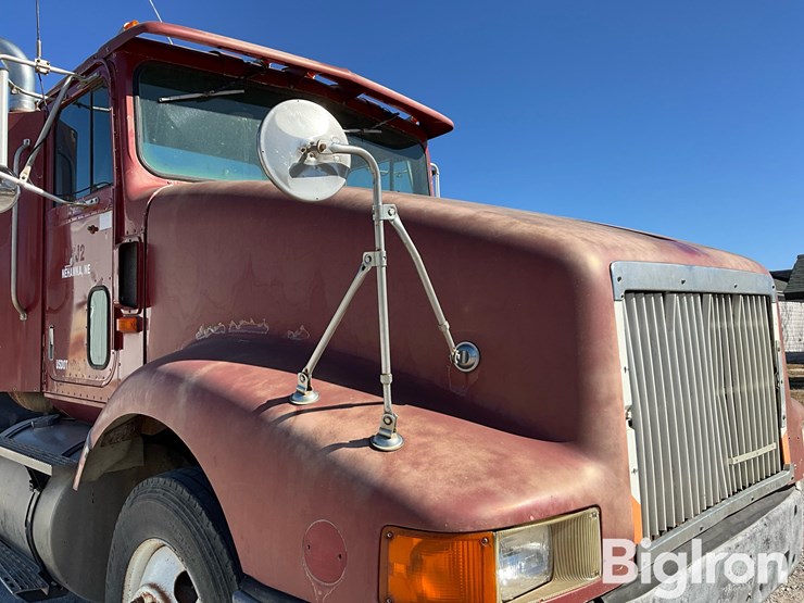 1990-international-9400-image-19