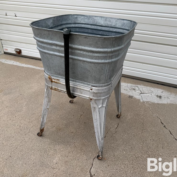 Galvanized Wash Tub