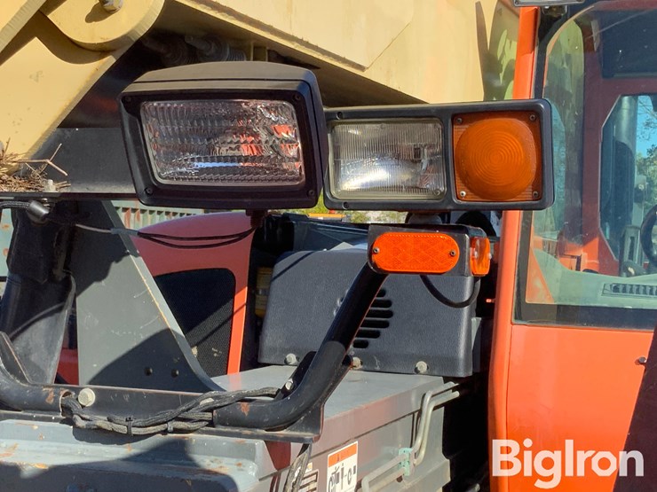 2009-jlg-g10-55a-image-18