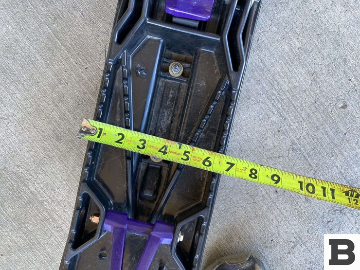 2022-polaris-matrix-pro-rmk-850-165"-snowmobile-image-11