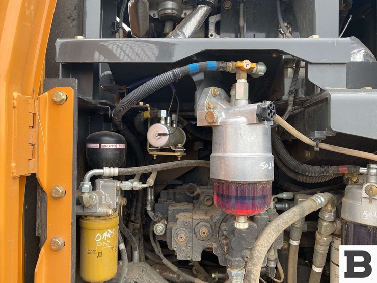 2016-case-cx160d-image-47