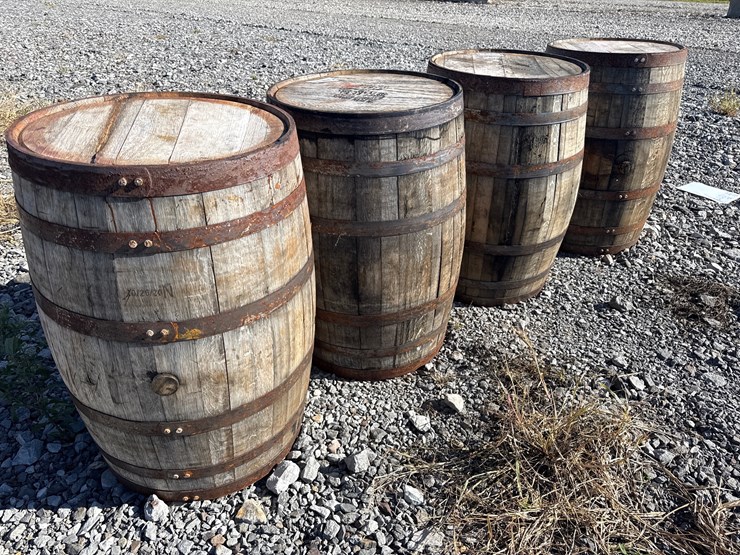 #28238-•-lot-of-(4)-whiskey-barrels-inv#-28238-image-3