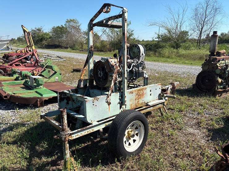 #124-•-trailer-mounted-diesel-engine-for-parts-and-repairs-image-2