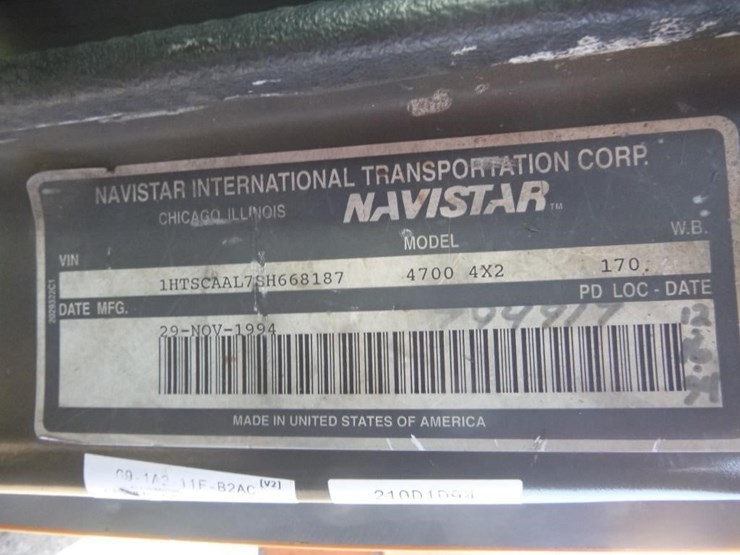 1995-international-4700-image-24