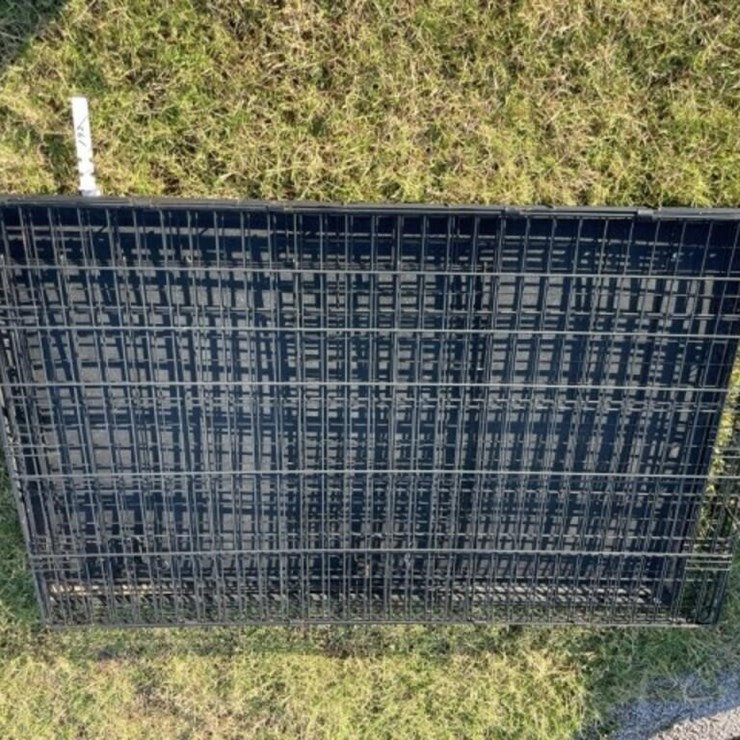 Portable Wire Dog Crate