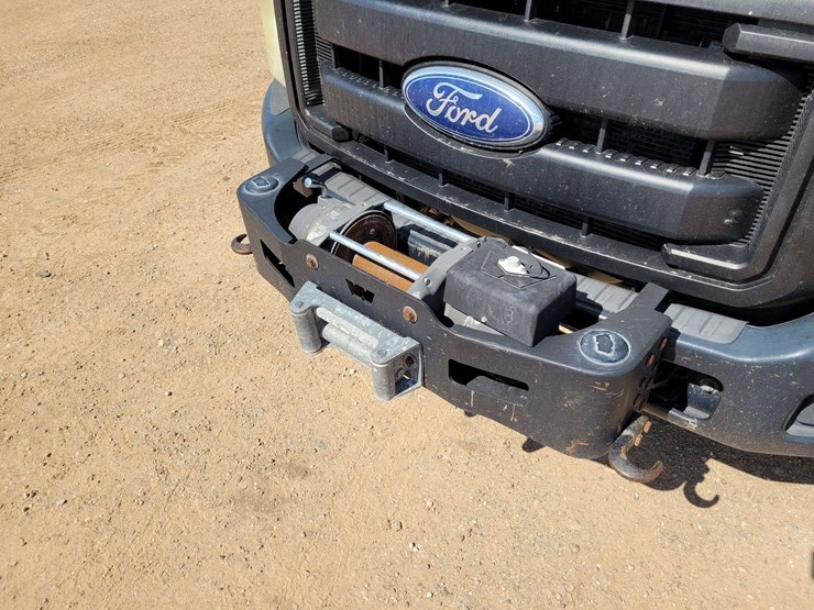 2011-ford-f350-image-2