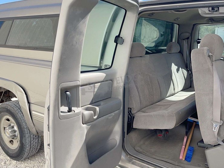 2000-chevrolet-2500-image-51