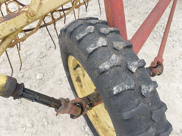 new-holland-256-image-17