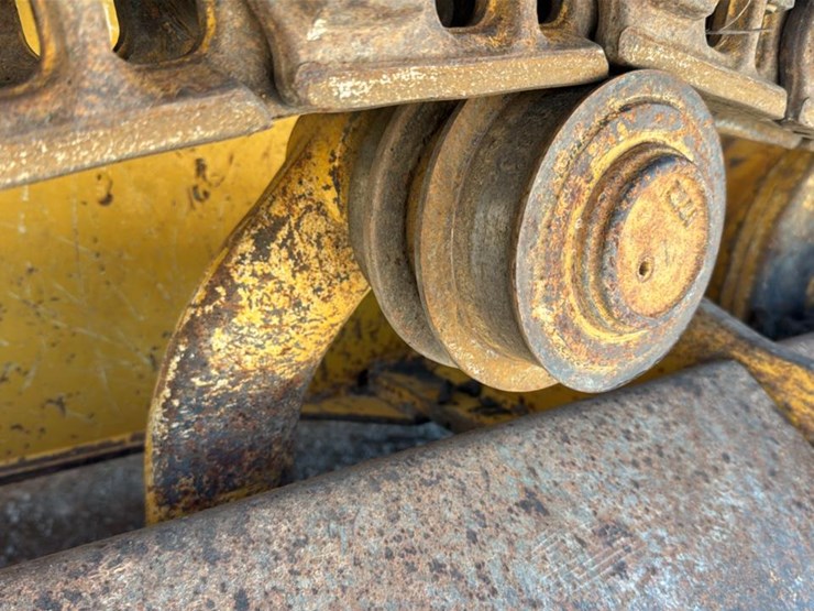 2015-deere-450j-lt-image-22