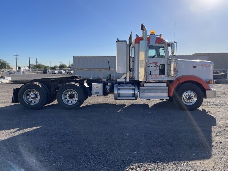 2018-peterbilt-367-image-6